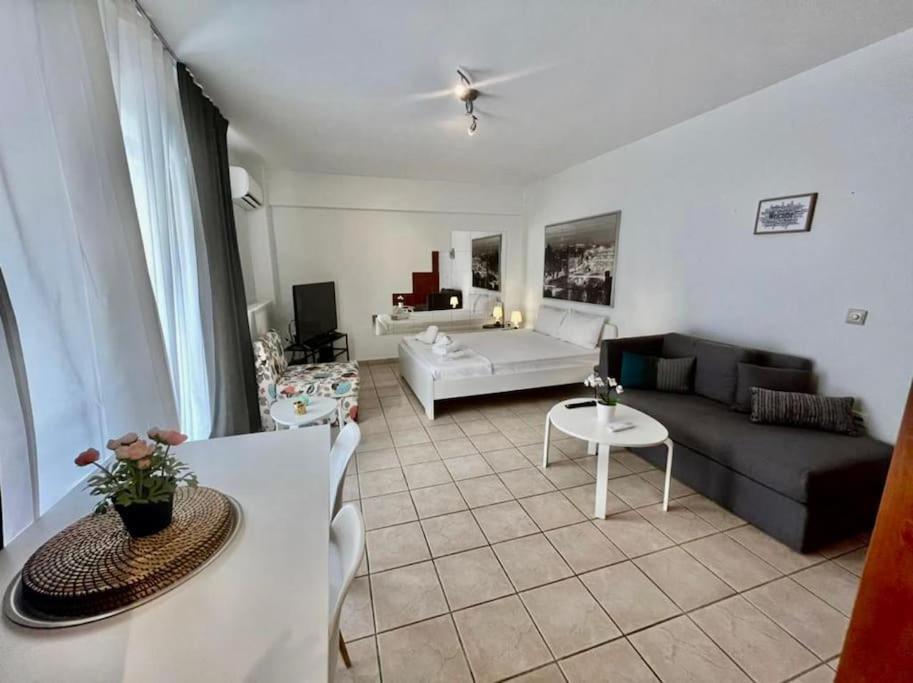 Modern Studio Large Veranda -Metro Station Suggrou Διαμέρισμα Αθήνα Εξωτερικό φωτογραφία